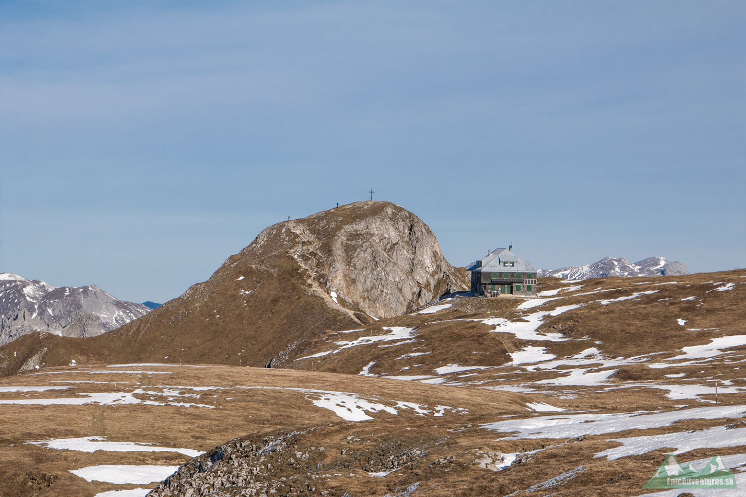 Výhľad na Eisenerzer Reichenstein (2165 m) a chatu Reichensteinhütte