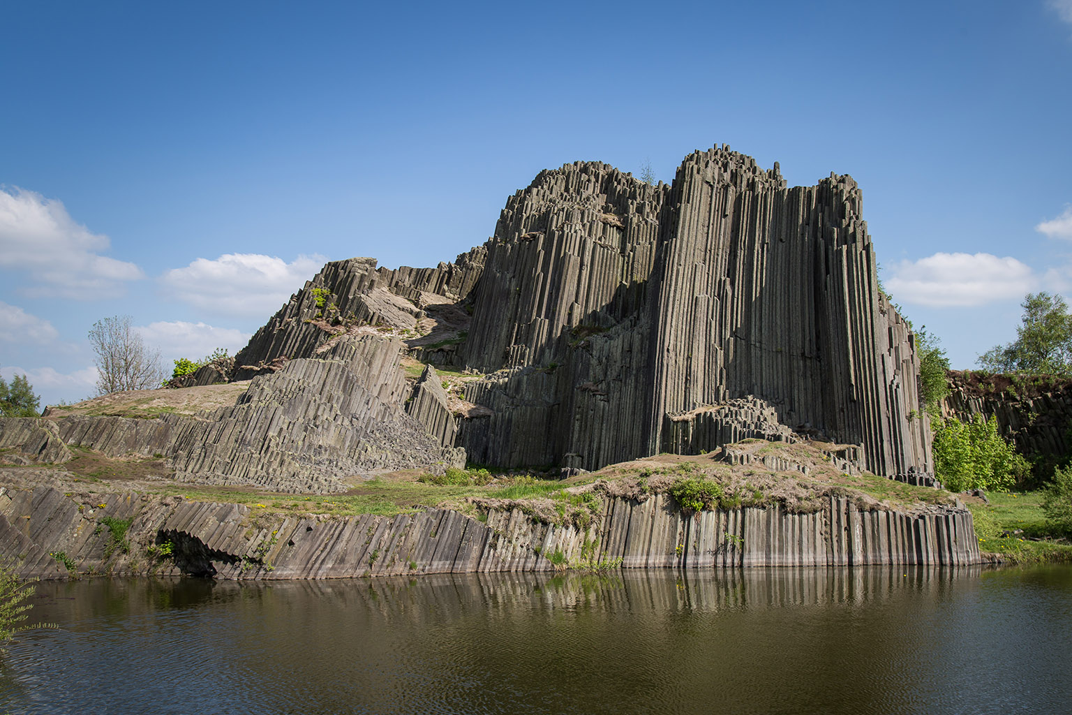 Keď príroda čaruje. 10 európskych lokalít, kde môžete obdivovať jedinečné bazaltové stĺpy