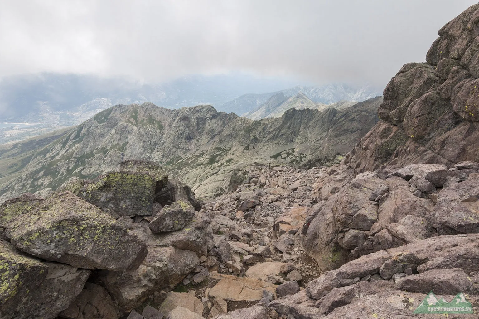 Cestou na Monte Cinto