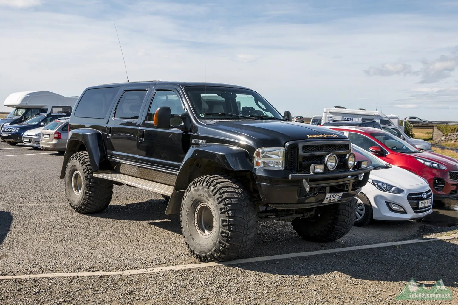 Aj takéto monštrá jazdia po islandských cestách     Zdroj: epicadventures.sk