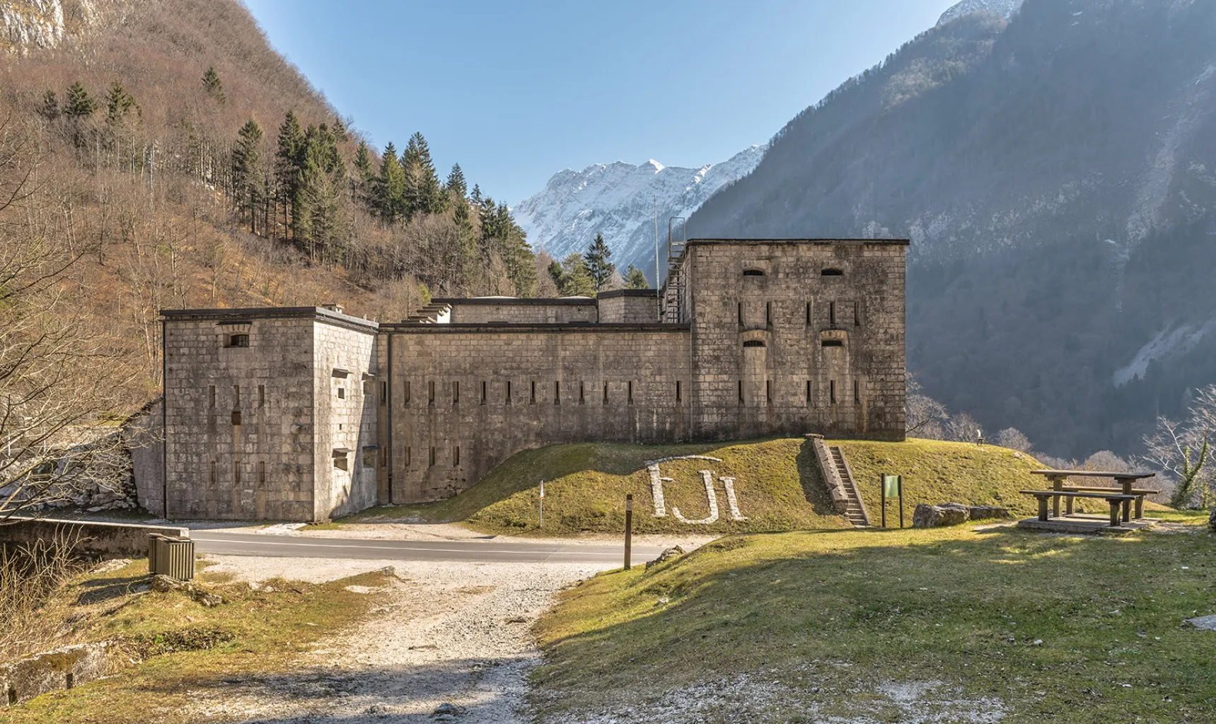 Pevnosť Kluže, ktorá leží neďaleko súčasnej Taliansko-slovinskej hranice;     Foto: wikimedia.org