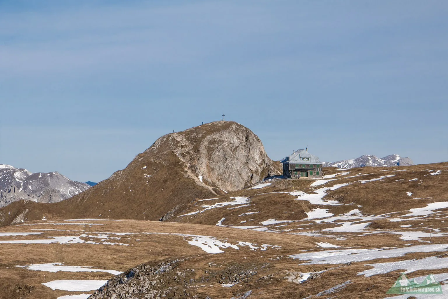 Výhľad na Eisenerzer Reichenstein (2165 m) a chatu Reichensteinhütte